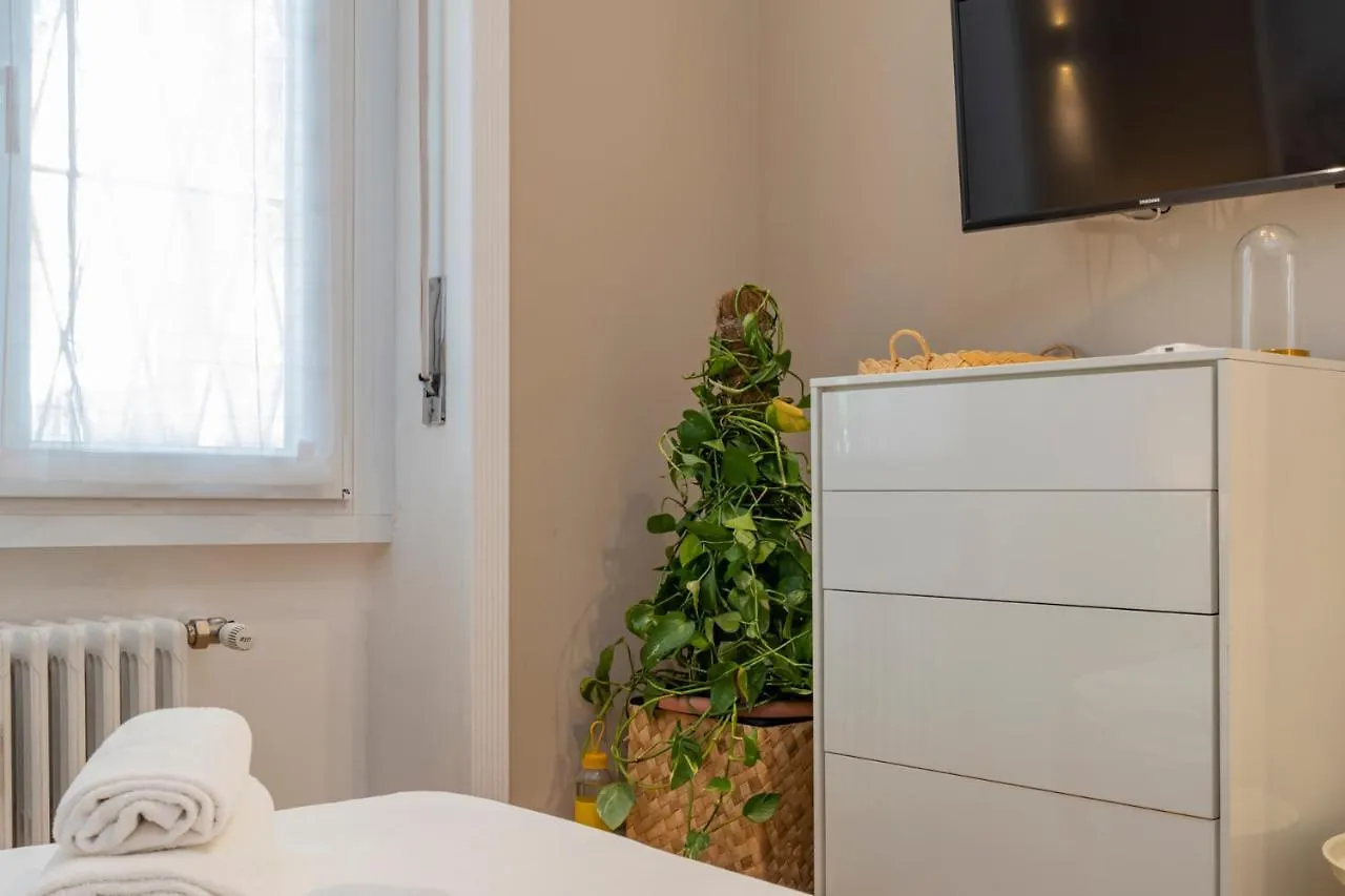 New Apartment - Argonne 26 Milan